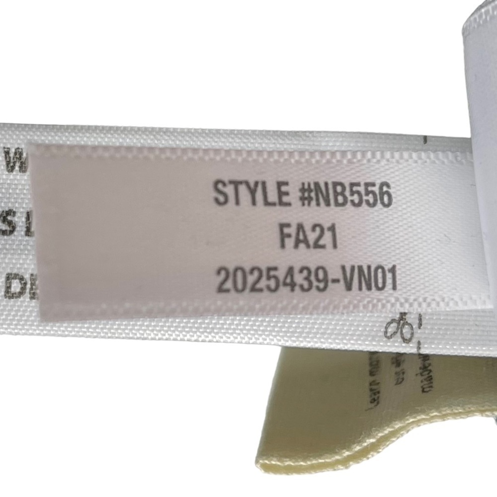 Madewell Forest Green V-Neck Blouse - Picture 13 of 14